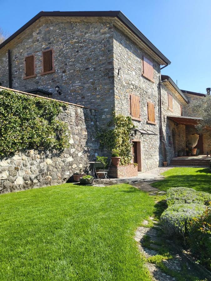 Old Village Linda - Tra Lunigiana & Cinque Terre Comano  Buitenkant foto
